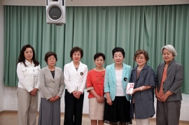 贈呈式後の参加者一同