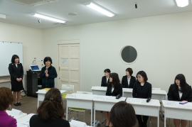 顧問の清板芳子先生が亡くなられた渡辺和子先生の思い出話を