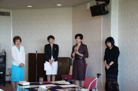 中島俊子新会員の挨拶